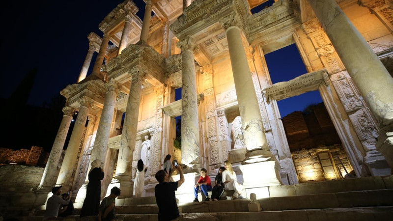 Efes Antik Kenti'nde başladı! 1 Ekim'e kadar devam edecek - Resim: 10