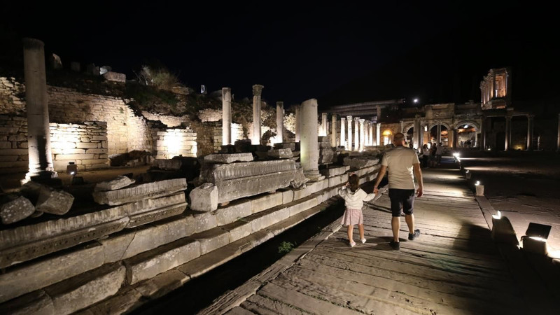 Efes Antik Kenti'nde başladı! 1 Ekim'e kadar devam edecek - Resim: 2