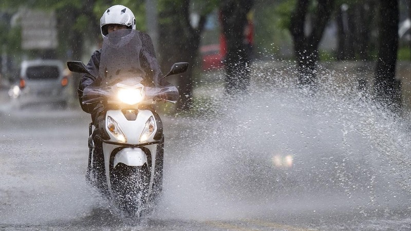 Yarın gök gürültülü sağanak geliyor! Meteoroloji yağış beklenen 21 ili sıraladı - Resim: 10