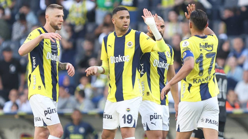 Fenerbahçe'nin hazırlık maçları belli oldu! İşte sarı-lacivertilerin kamp programı - Resim: 11