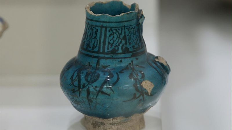 Kars'ta 'sırlı seramikler' bulundu! 1000 yıllık - Resim: 12