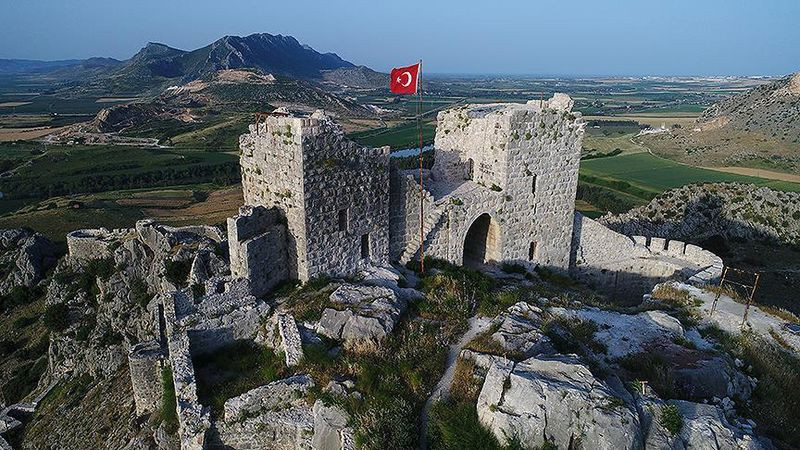 Adana'da bulunan destansı Yılankale, efsaneleriyle büyülüyor - Resim: 2