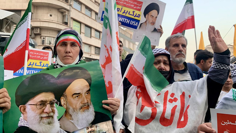 ABD ve İsrail pes etti! Tahran'da zafer kutlaması manzaraları - Resim: 4