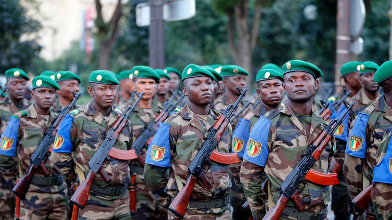 Mali'den direnişe devam kararı! Lider Goita için oylama yapıldı - Resim: 3