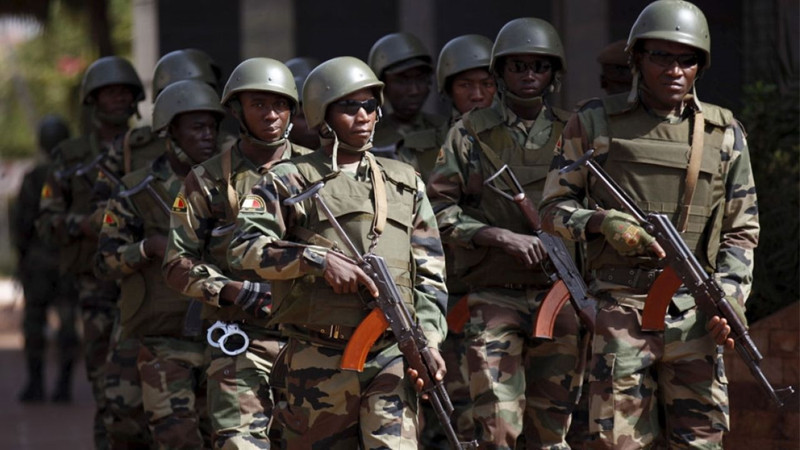 Mali'den direnişe devam kararı! Lider Goita için oylama yapıldı - Resim: 4