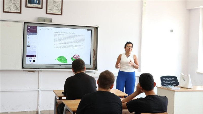 Öğretmenlerin cebi bayram edecek: İşte 2025 Temmuz zamlı öğretmen maaş listesi ve ödeme takvimi - Resim: 6