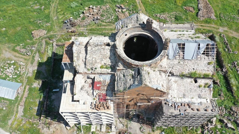 Anadolu'daki ilk Cuma Namazı burada kılındı! O camii Kars'ta bulunuyor - Resim: 11