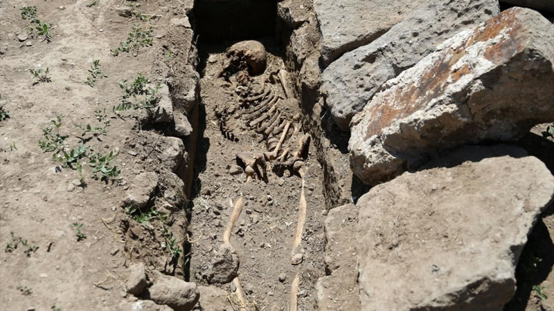 Bitlis Kalesi'nde bulundu! 5 asırlık taş heyecan yarattı - Resim: 12