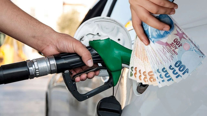 Motorine bir zam daha geldi! İşte il il güncel akaryakıt fiyatları - Resim: 3