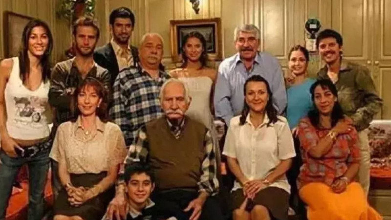 Yabancı Damat’ın küçük Mustafa’sı şimdi bambaşka biri oldu! Son hali görenleri şoke etti - Resim: 6