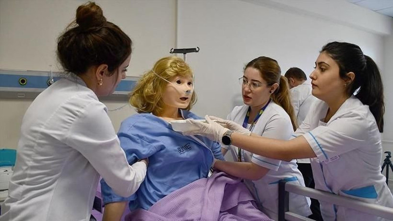 Türkiye'de bu bölümleri okuyanların işi hazır! En hızlı iş bulan 20 bölüm açıklandı - Resim: 12