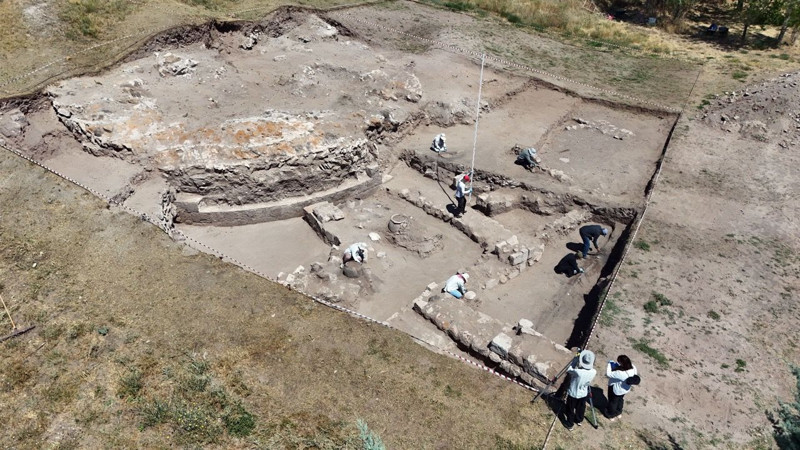 Bitlis'in Ahlat ilçesinde yapılıyor! Tarihe ışık tutacak... - Resim: 3