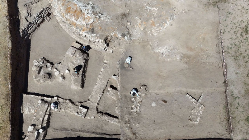 Bitlis'in Ahlat ilçesinde yapılıyor! Tarihe ışık tutacak... - Resim: 20