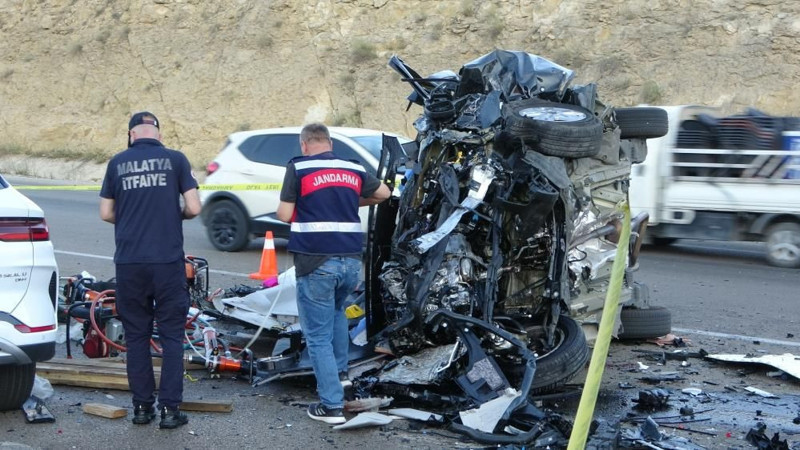 Malatya'da katliam gibi kaza! 4 ölü, 2 yaralı - Resim: 1
