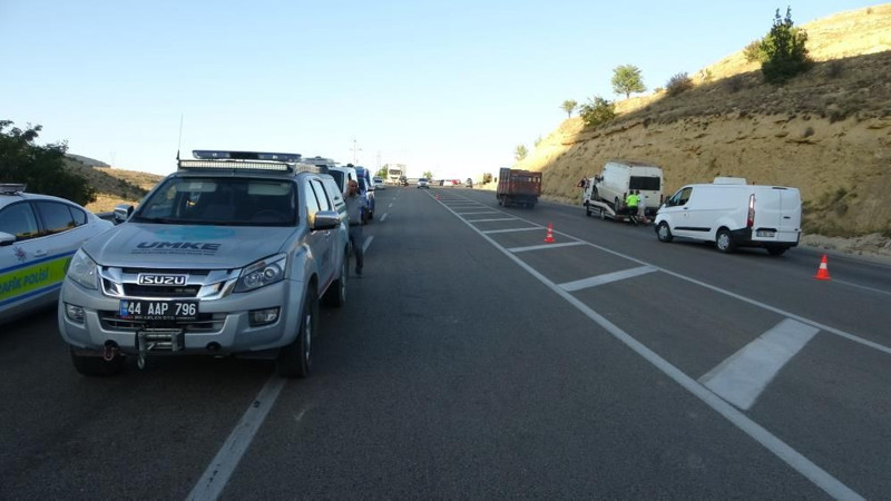 Malatya'da katliam gibi kaza! 4 ölü, 2 yaralı - Resim: 2