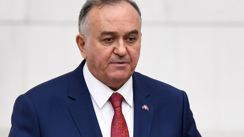 Koltuğu bırakmıyorlar...7 dönemdir milletvekilliği yapan isimler şaşırtıyor - Resim: 14