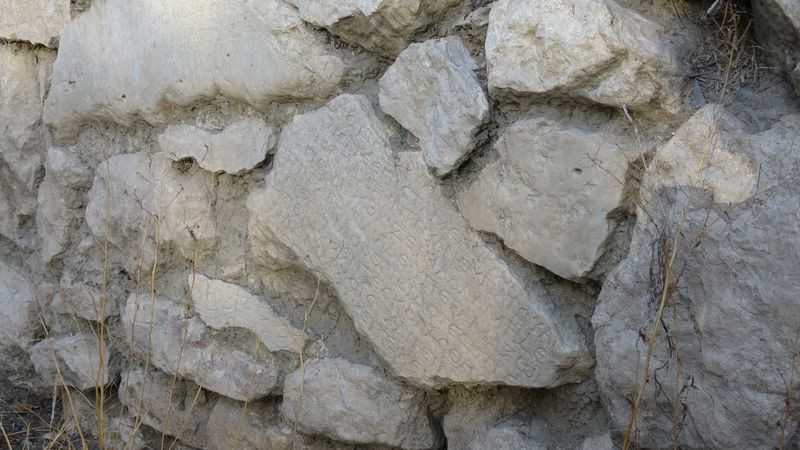 2 bin yıllık taş Burdur'da bulundu! Meğer bir evin duvarındaymış - Resim: 2