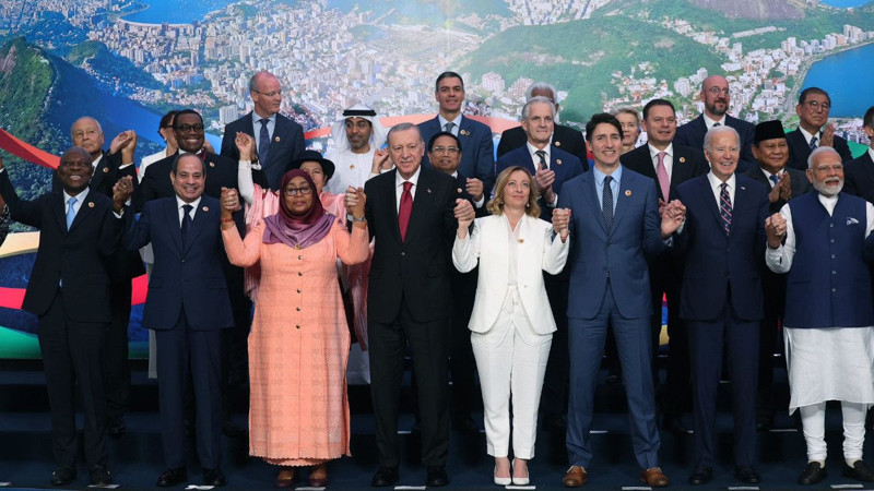 Dünya liderlerinin eski meslekleri açıklandı! O liderin geçmişte yaptığı iş şaşırttı - Resim: 2
