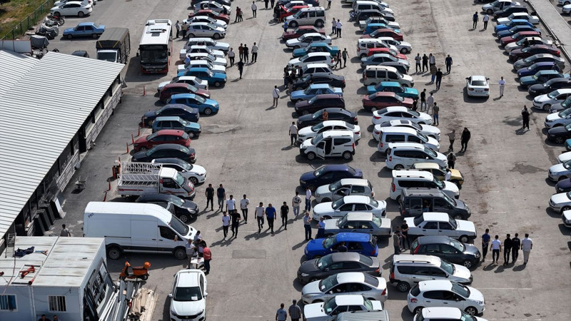 Az yakıyorlar, çok kaçıyorlar! 250-350 bin TL arasında alınabilecek otomobiller - Resim: 2