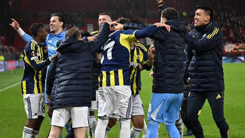 Fenerbahçe'nin 4-0'lık zaferinden kareler - Resim: 10