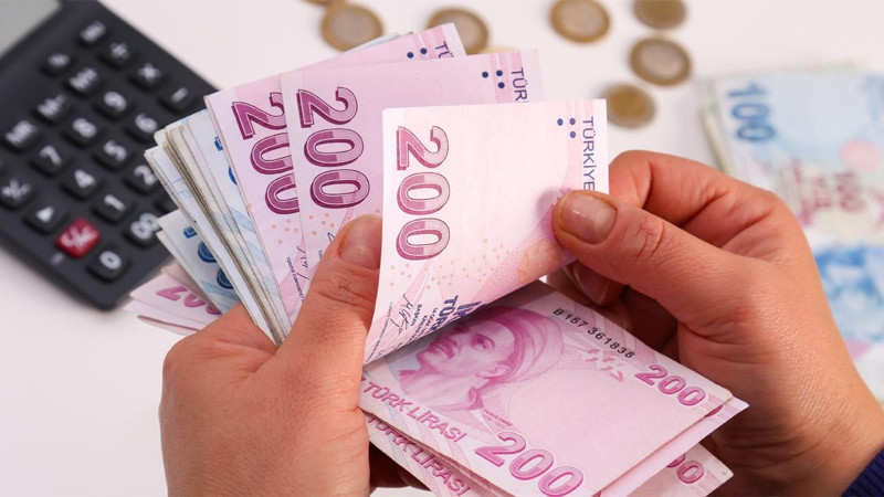 Memur ve emeklinin maaşında yeni gelişme: Gözler o verilerde - Resim: 1