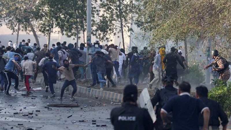 Protestolar göz korkuttu! ABD'den Pakistan kararı - Resim: 4
