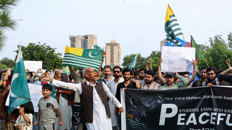 Keşmir’de halk ayaklandı! Talepleri neler? Pakistan’ı önümüzdeki günlerde neler bekliyor? - Resim: 17