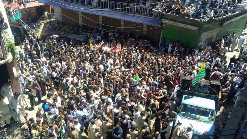 Keşmir’de halk ayaklandı! Talepleri neler? Pakistan’ı önümüzdeki günlerde neler bekliyor? - Resim: 16