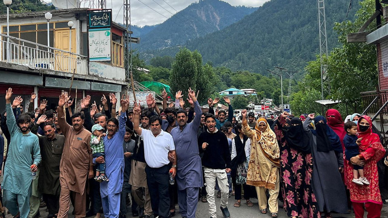 Keşmir’de halk ayaklandı! Talepleri neler? Pakistan’ı önümüzdeki günlerde neler bekliyor? - Resim: 8