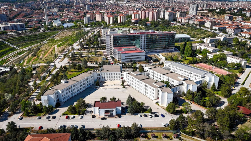 Dünya sıralaması açıklandı! İlk 1000’de 13 Türk üniversitesi yer aldı - Resim: 13