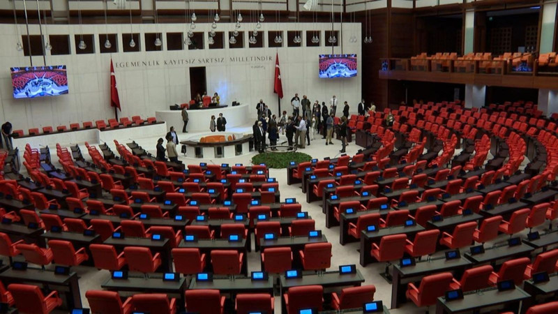Çerçeve yasaya hangi partiden kaç oy çıktı? İşte siyasi partilerin oy dağılımı… - Resim: 2