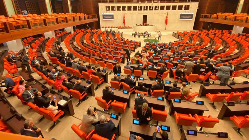 Çerçeve yasaya hangi partiden kaç oy çıktı? İşte siyasi partilerin oy dağılımı… - Resim: 3