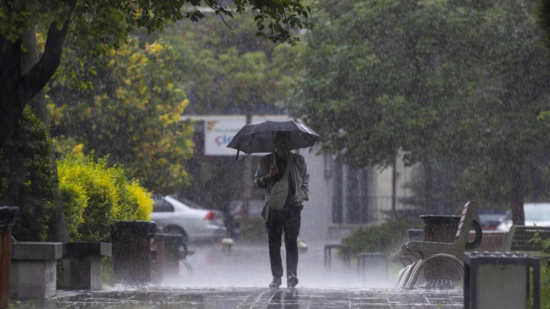 Meteoroloji genel hava durumu tahmin raporunu yayımladı! Birçok bölgede gök gürültülü sağanak yağış bekleniyor - Resim: 1