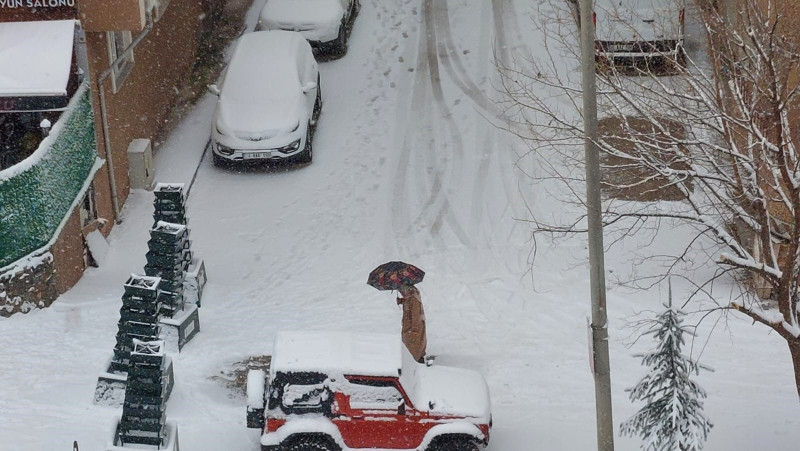 'Okullar tatil' açıklamaları peş peşe geldi! 20 Şubat Perşembe hangi illerde okullar tatil? İşte tam liste... - Resim: 11