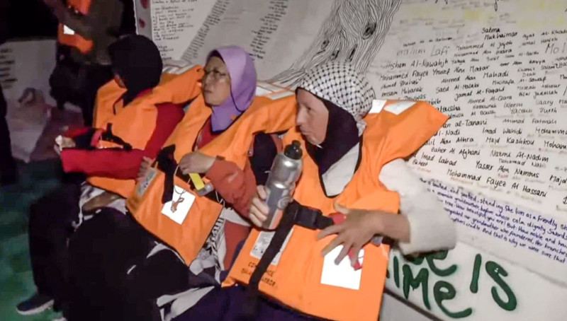 İsrailli donanma korsanları Gazze açıklarında yardım filosuna saldırdı! - Resim: 5