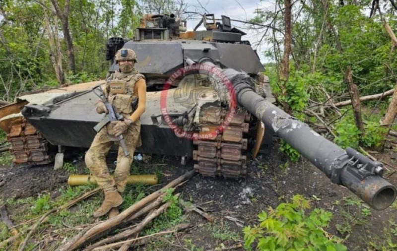 Abrams’ların hazin sonu: 'Yenilmez' tanklar Ukrayna'da birer birer yok edildi! - Resim: 1