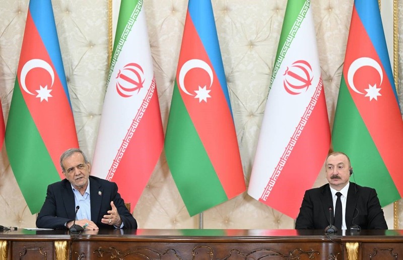 İran ve Azerbaycan'dan kritik görüşme! Pezeşkiyan ve Aliyev'den sıcak mesajlar - Resim: 1