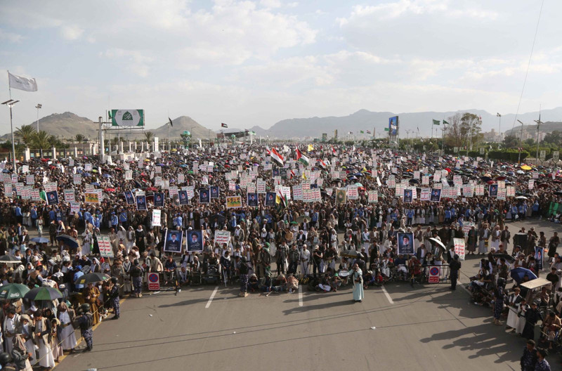 Bir cuma geleneği: Binler Filistin için meydanda! ABD-İsrail'e meydan okudular - Resim: 4