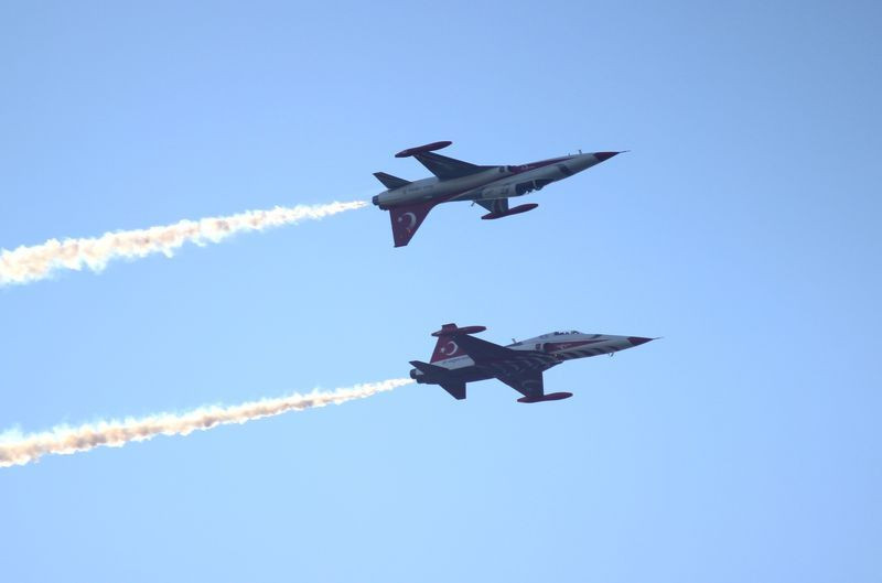 Türk Yıldızları, Bandırma semalarında nefes kesti - Resim: 7