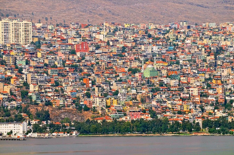 İzmir'de en yoğun nüfus hangi ilden? En yoğun göç nereden geliyor? Resmi veriler açıklandı! - Resim: 19