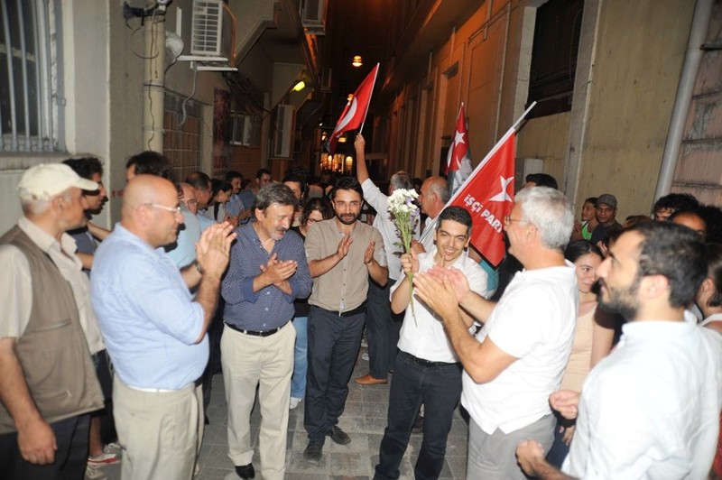 Fotoğraflarla konuşan bina - Resim: 11