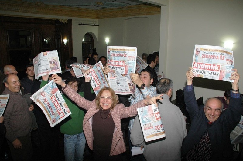 Fotoğraflarla konuşan bina - Resim: 13
