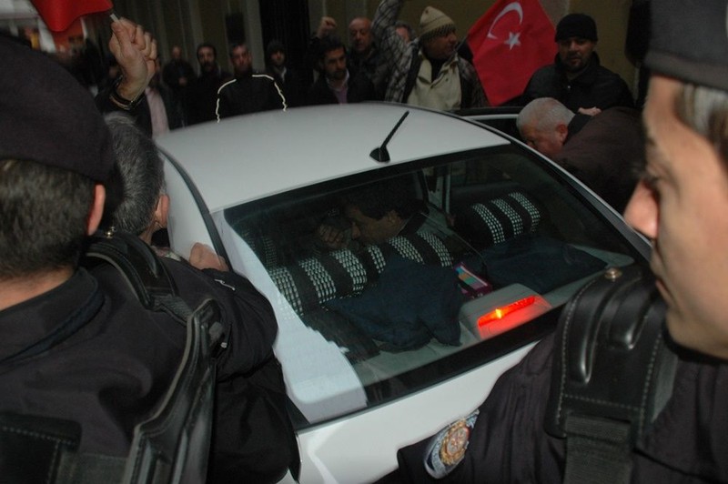 Fotoğraflarla konuşan bina - Resim: 9