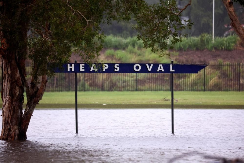 Avustralya'yı Alfred Siklonu vurdu: 428 bin kişi elektriksiz kaldı - Resim: 5