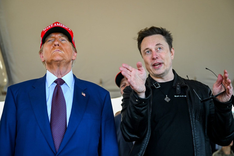 Trump'tan Musk'a destek: 'Yepyeni bir Tesla alacağım' - Resim: 1
