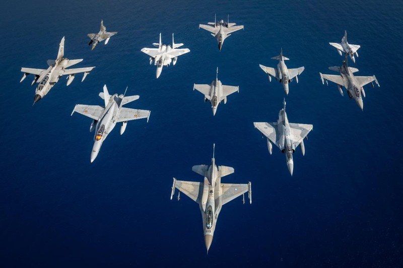 İsrail ve Katar'ın da katıldığı Yunanistan'da düzenlenen 'Iniochos 2025' tatbikatı tamamlandı... Fotoları NATO paylaştı - Resim: 1