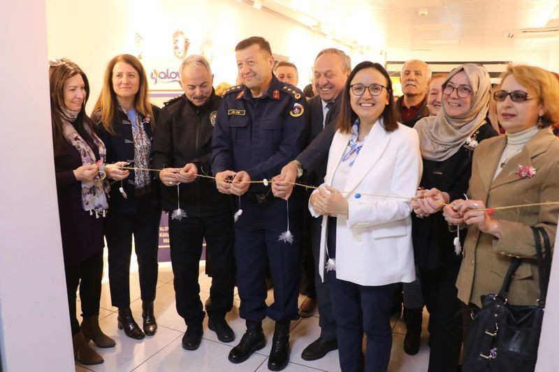 Yalova'da kadınların el emekleri sergilendi - Resim: 7