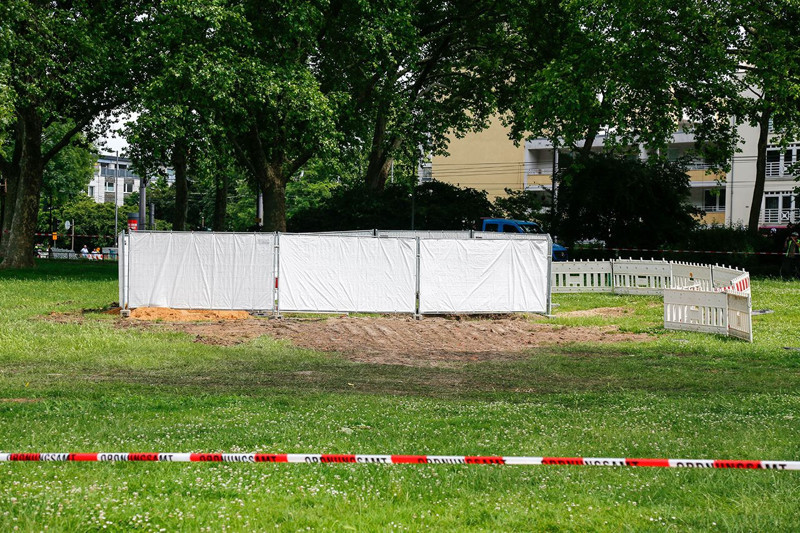 Köln'de 50 tonluk bomba ortaya çıktı, imha öncesi 20 bin kişi tahliye edildi! Hayalet şehir gibi - Resim: 4