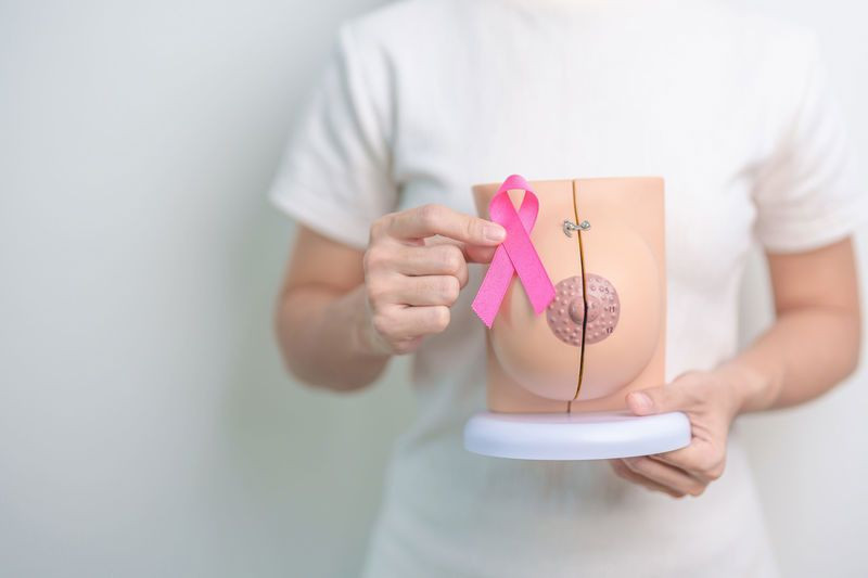 Kadınlarda çok sık görülüyor! Erken tanı önemli - Resim: 7