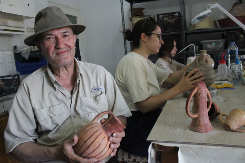 4 bin 500 yıllık eşsiz seramikler Kayseri'de! - Resim: 1